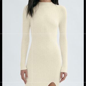 Aritzia dress with a slit size small